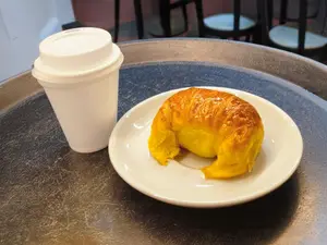 Cafe + 1 factura