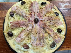 Fugazzeta con panceta