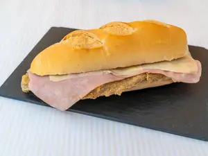 Milanesa Con Jamón Y Queso