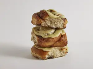 Roll naranja y cacao