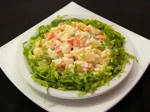 Ensalada rusa grande
