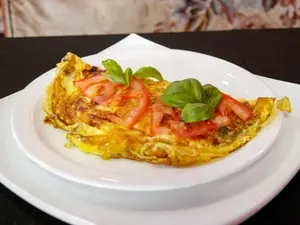 Omellette Capresse