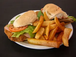 Sándwich de milanesa completo
