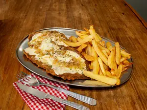 Milanesa a la fugazzeta carne