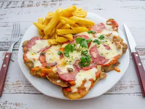 Milanesa calabresa guarnición