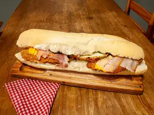 Sándwich suprema bomba xxl