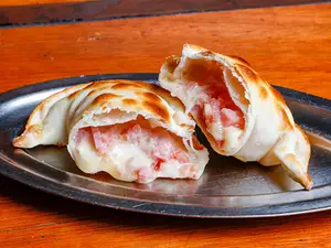 Emp jamón y queso al horno