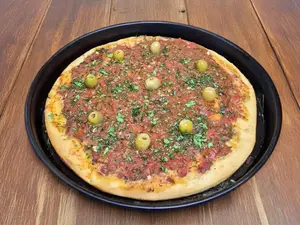 Pizza De Cancha