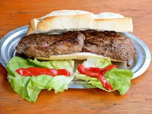Sandwich bife de chorizo c/f