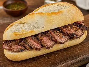 Sandwich de ojo de bife