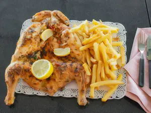 Súper pollo entero c/ guarni