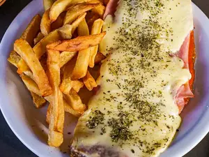 Milanesa Napolitana