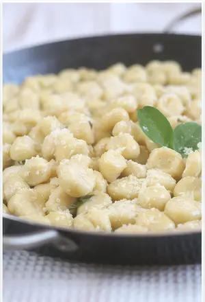 Ñoquis Caseros Con Crema
