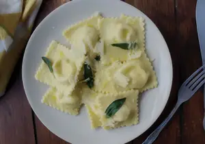 Ravioles Caseros Con Mixta