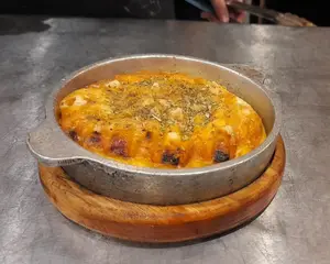 Provoleta al oreganato