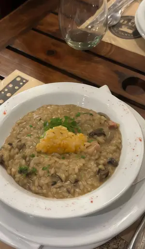 Risotto de hongos y panceta