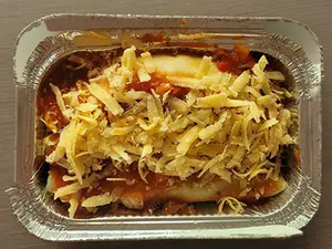 3 canelones de carne salsa fileto