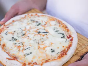Pizza a la piedra con roquefort - SIN GLUTEN