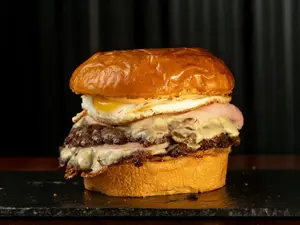 Deluxe Doble