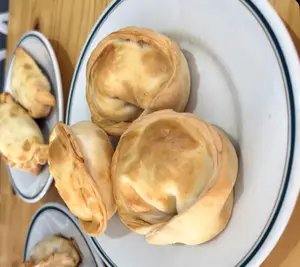 Empanada de jamón y queso
