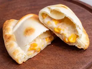 Empanada humita