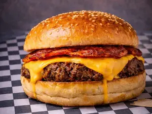 Peppu burguer con cheddar y bacon