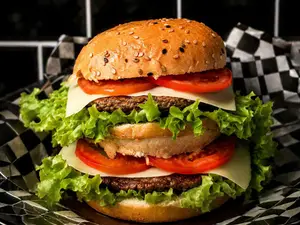 Peppu burguer doble clásica
