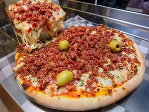 Triangulo de pepperoni