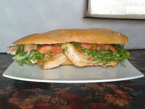 Sándwich De Pechuga De Pollo