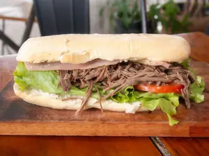 Sándwich de lomito