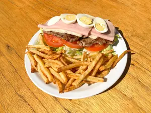 Chivito Uruguayo Al Plato