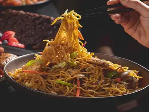 Lo mein