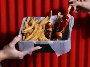 Pinchos pollo + papas