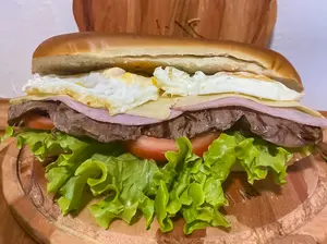 Sandwich de lomo completo