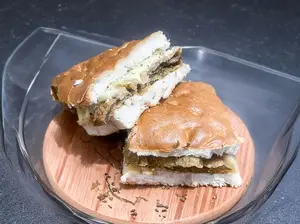 Sandwich milanga cebollitas