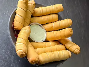 Tequeños queso de 9cm + salsa