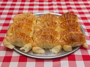 Docena de medialunas