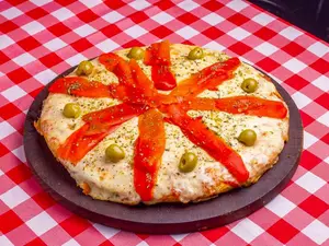 Grande de muzzarella y morrones
