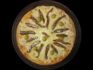 Pizza chica muzzare c/anchoas