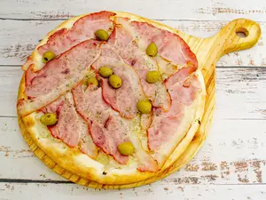 Pizza con tocino
