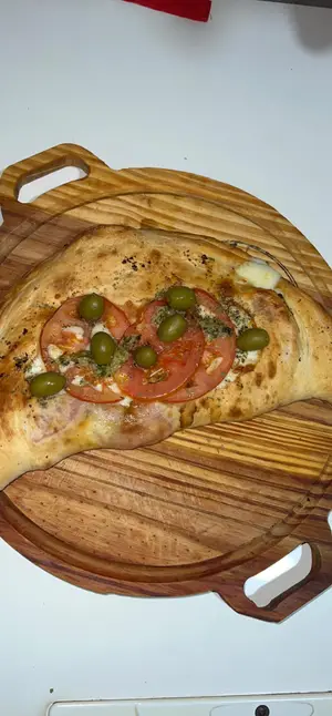 CALZONE NAPOLITANO