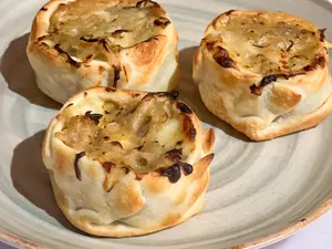 Cebolla caramelizada al roquefort
