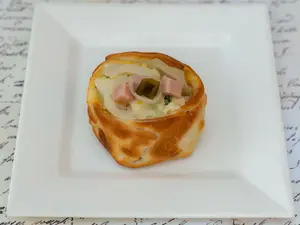 Empanada jamon queso y cebolla