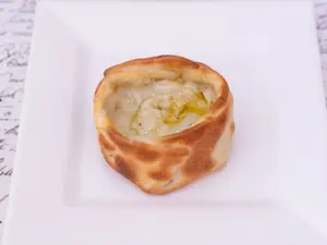 Empanada roquefort con cebolla