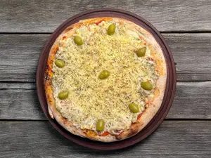 Pizza piedra de cuatro quesos