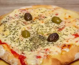 Pizza doble muzzarella