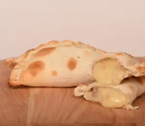Empanada calabresa