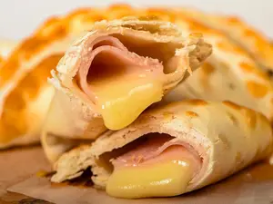 Empanada de queso roquefort