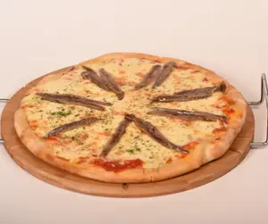 Pizza muzzarella con anchoas