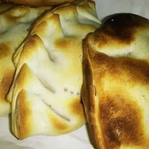 Empanada calabreza